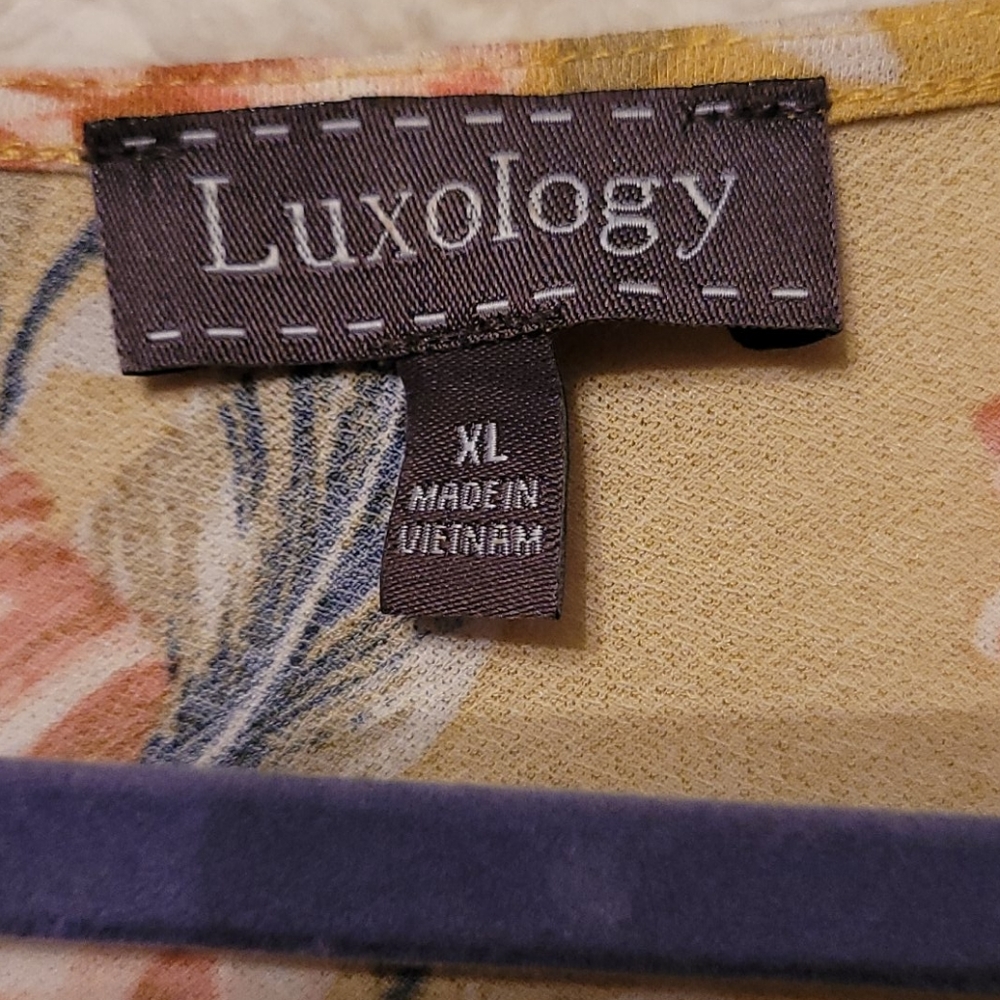 Blouse - Picture 4 of 4